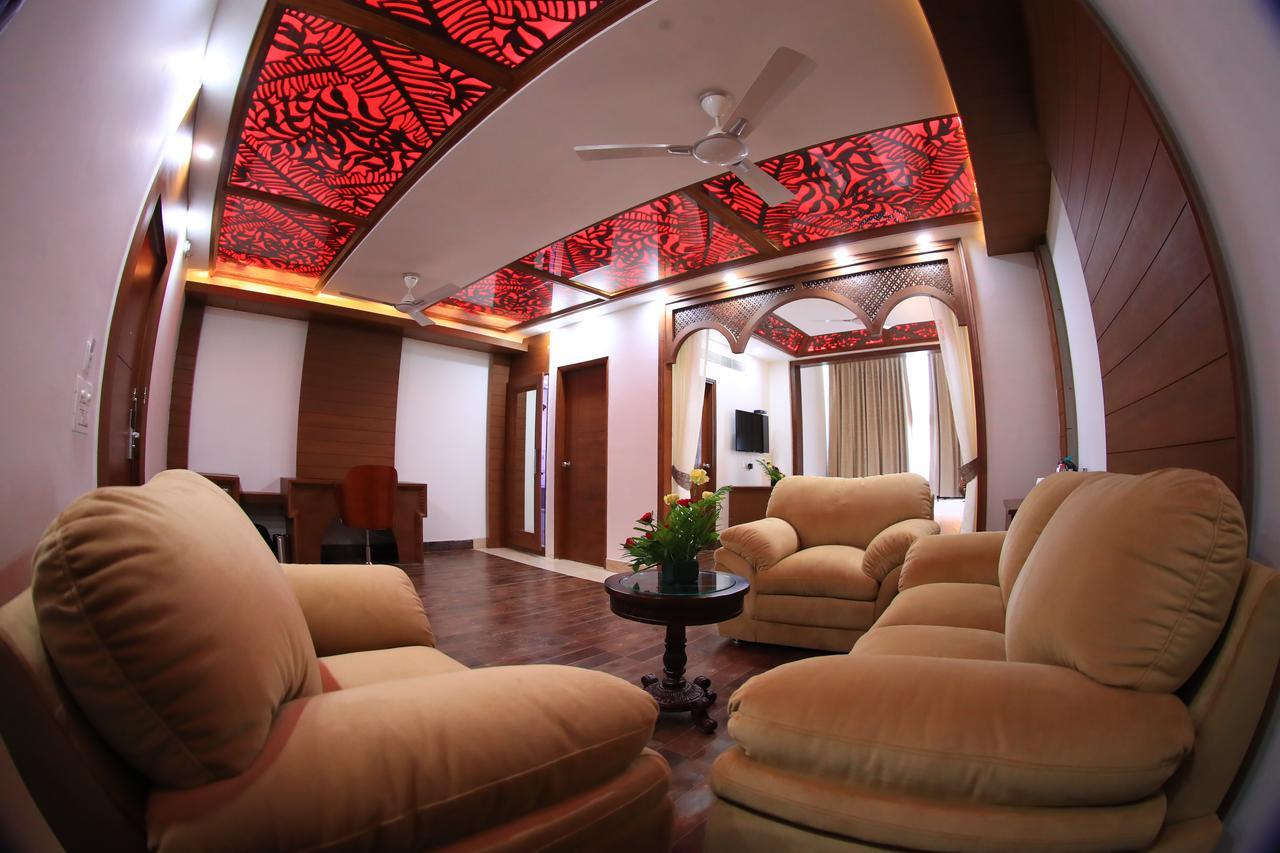 Grand Imperial Resort Mussoorie Buitenkant foto