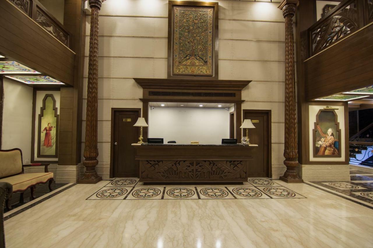 Grand Imperial Resort Mussoorie Buitenkant foto